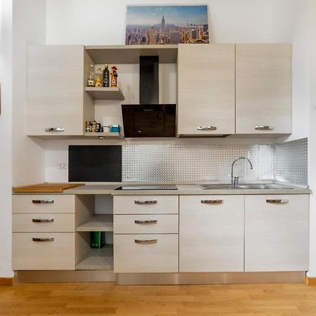Dergano & Maciachini Cozy Apartment Милано Екстериор снимка
